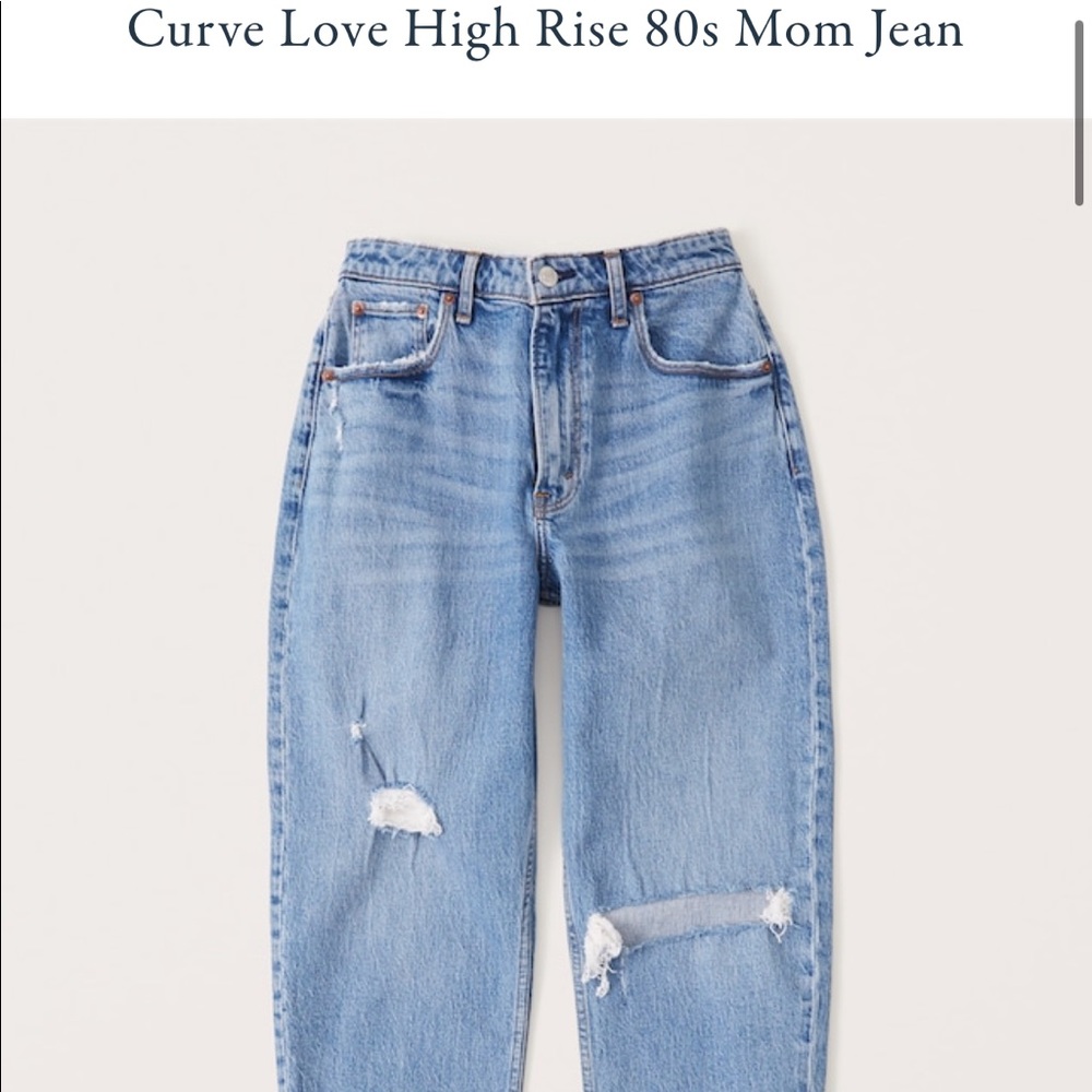 Abercrombie Curve Love High Rise 80s Mom Jean size 27